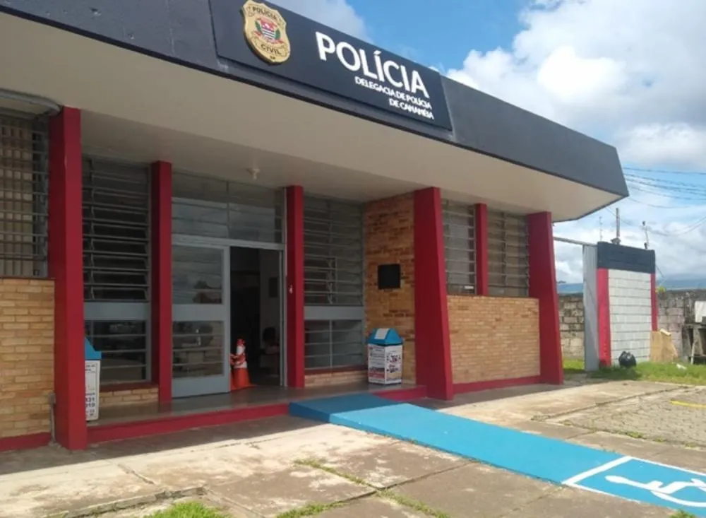 Ex-companheiro se revolta com fim do relacionamento e mata mulher a socos e chutes na frente da avó da vítima / Foto: Divulgação