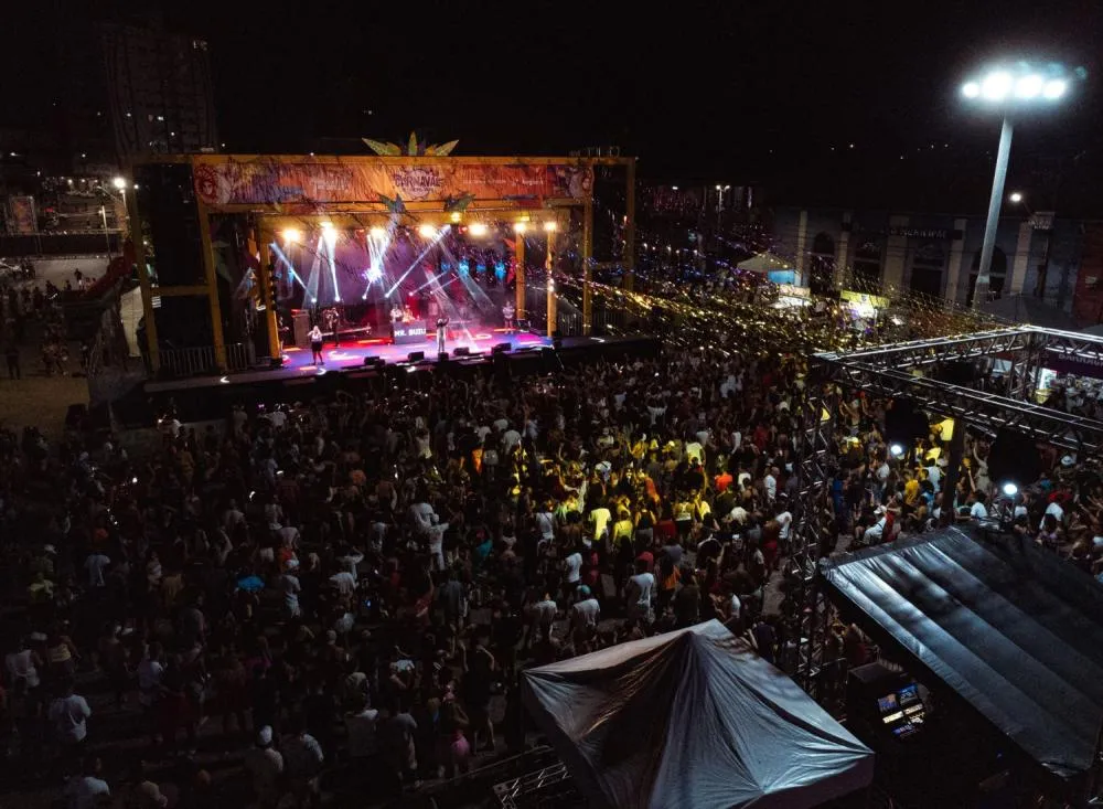 Carnaval 2026: Registro confirma quatro noites de festa com blocos e shows na Praça Beira Rio